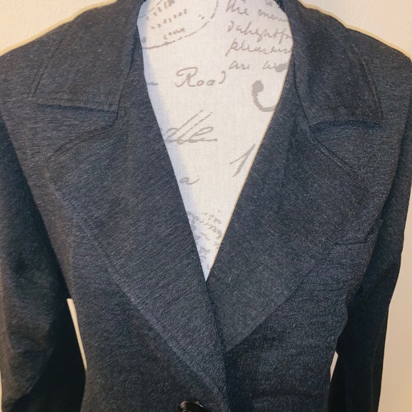Cabi Jacket - Picture 4 of 10